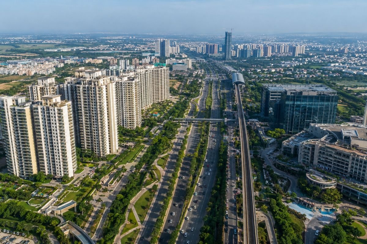 Sector 58 Gurgaon near Golf Course Extension Road luxury residential corridor