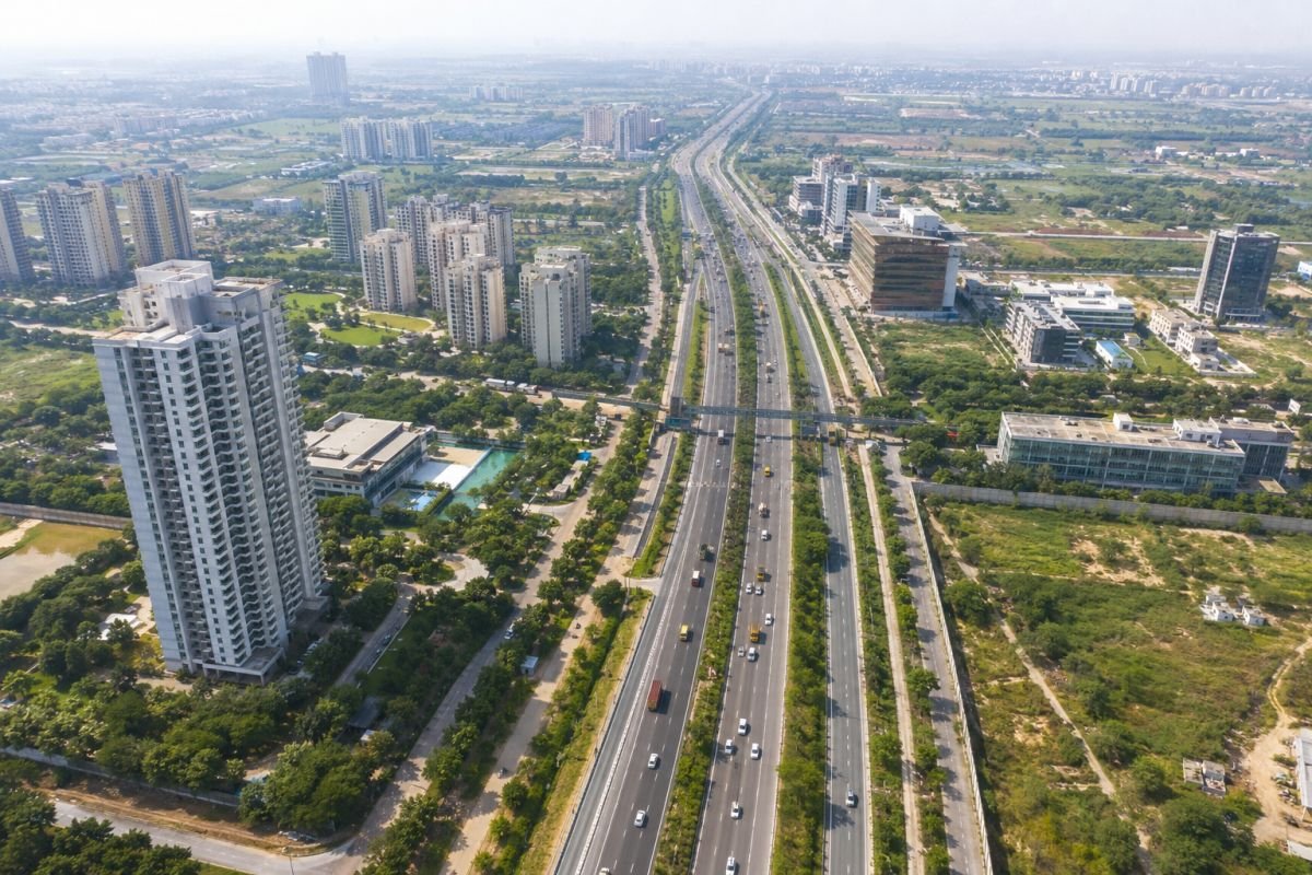 Sector 104 Gurgaon connectivity via Dwarka Expressway
