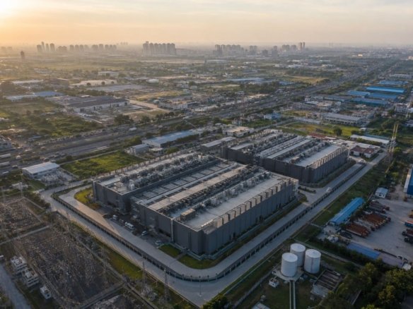 Data center real estate Gurgaon Manesar corridor with industrial infrastructure
