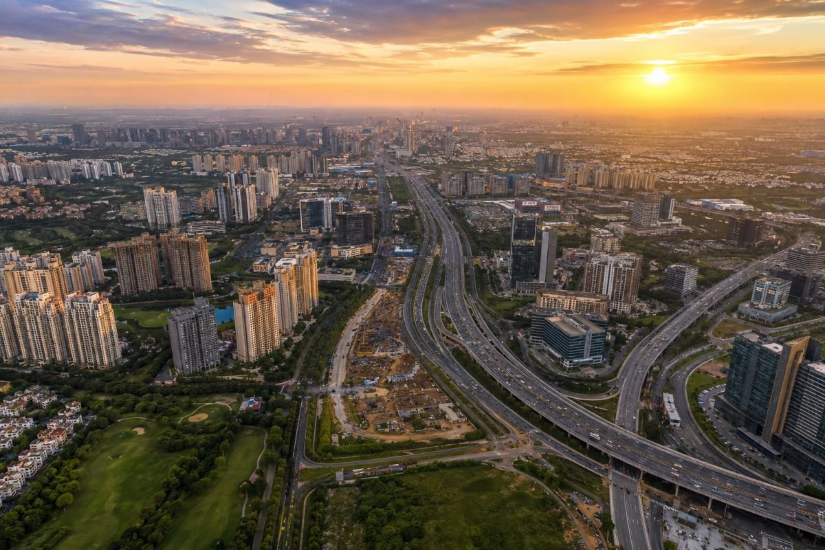 Gurgaon luxury property corridors including Golf Course Road, Dwarka Expressway and SPR